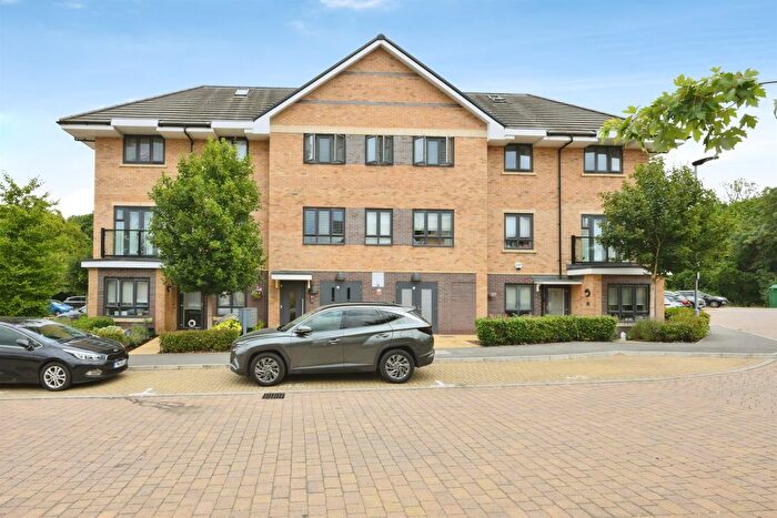 1 Bedroom Flat For Sale In William Close, Welwyn Garden City, AL7