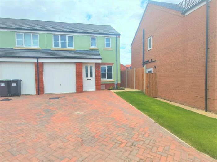 3 Bedroom Property To Rent In Bassett Road, Thurston, Bury St. Edmunds, IP31