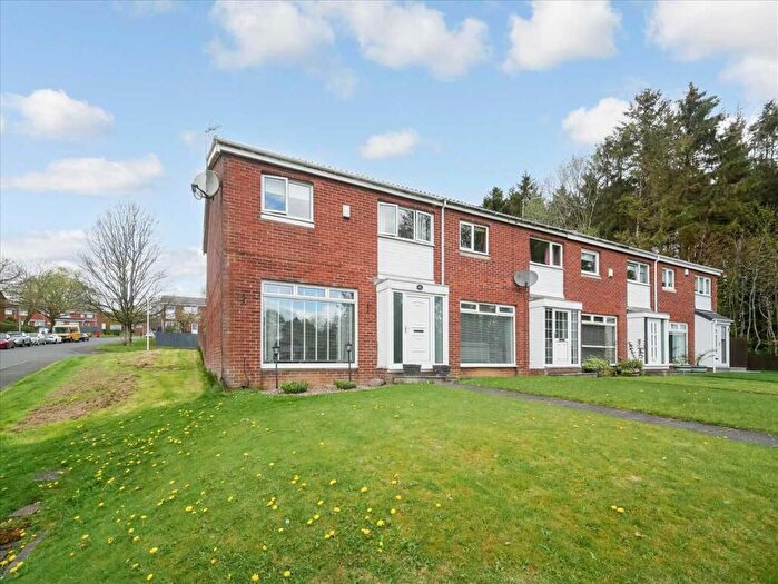 3 Bedroom End Of Terrace House For Sale In Glen Shee, St Leonards, East Kilbride, G74