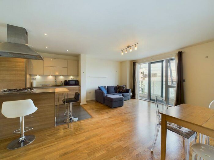 1 Bedroom Flat To Rent In Cable Street, Shadwell, London, &# Bed Flat, E1