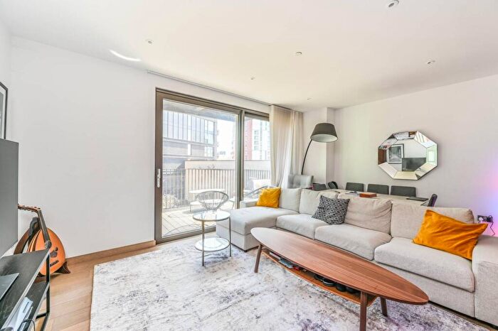 2 Bedroom Flat For Sale In Legacy Building, Embassy Gardens, Nine Elms, London, SW11