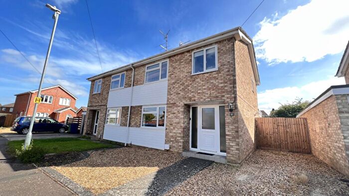3 Bedroom Semi-Detached House For Sale In Butt Avenue, March, Cambridgeshire, PE15