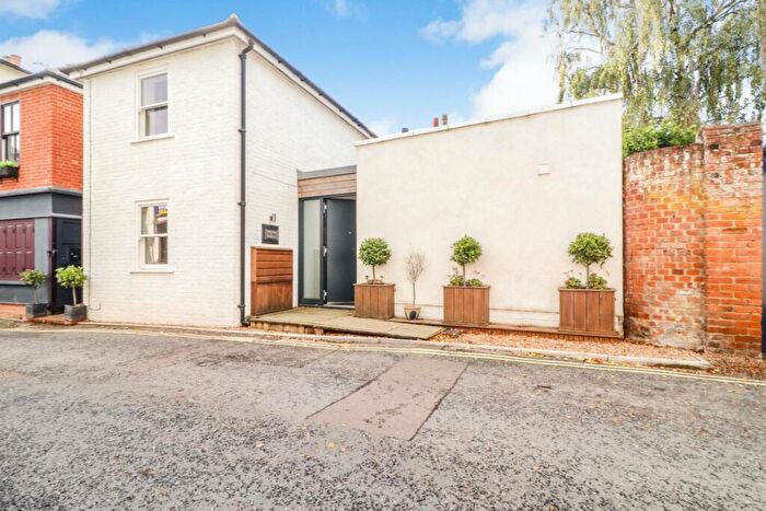 2 Bedroom Detached House For Sale In Sun Lane, Woodbridge, IP12