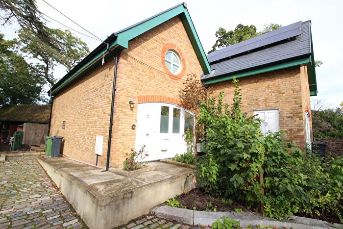 2 Bedroom Semi-Detached House To Rent In St. Helens Close, Worcester Park, KT4