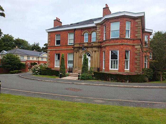 2 Bedroom Apartment To Rent In St Hilarys Park, A/E, SK9