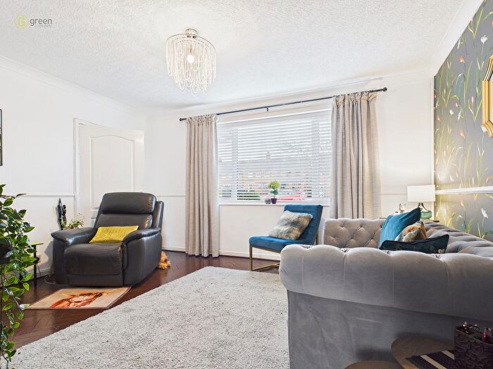 3 Bedroom Semi Detached House For Sale In Sheldon Heath Road, Sheldon, Birmingham, B26