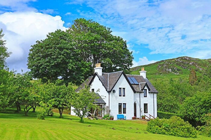 4 Bedroom Detached House For Sale In Glenmore House, Acharacle, PH36