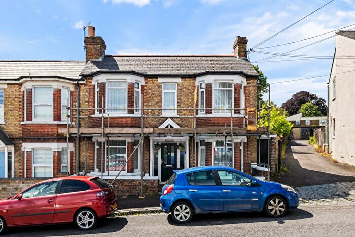 3 Bedroom Semi Detached House For Sale In Old Park Road, Dover, CT16