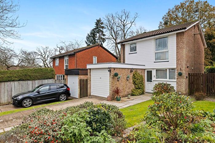 3 Bedroom Detached House For Sale In Hampton Way, East Grinstead, RH19