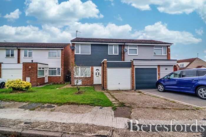 3 Bedroom Semi-Detached House For Sale In Anson Way, Braintree, CM7