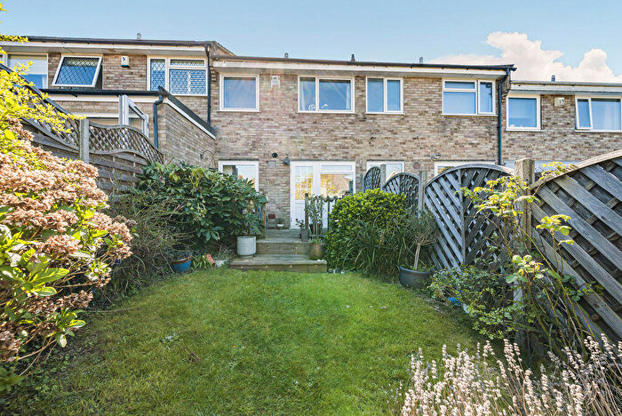 2 Bedroom Terraced House For Sale In Tyron Way, Sidcup, DA14