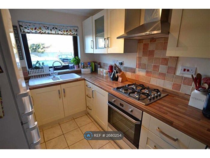 2 Bedroom Terraced House To Rent In Charlton Place, Newbury, RG14