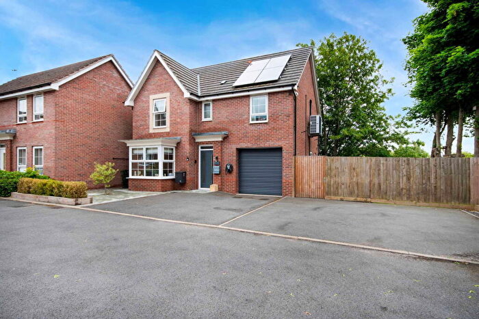 4 Bedroom Detached House For Sale In Lords Court, Retford, DN22