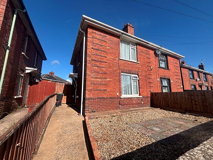 2 Bedroom Property To Rent In Briar Crescent, Exeter, EX2