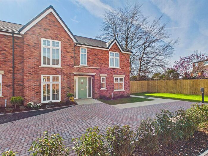 4 Bedroom Semi-Detached House For Sale In Centurion Place, Great Boughton, Chester, CH3