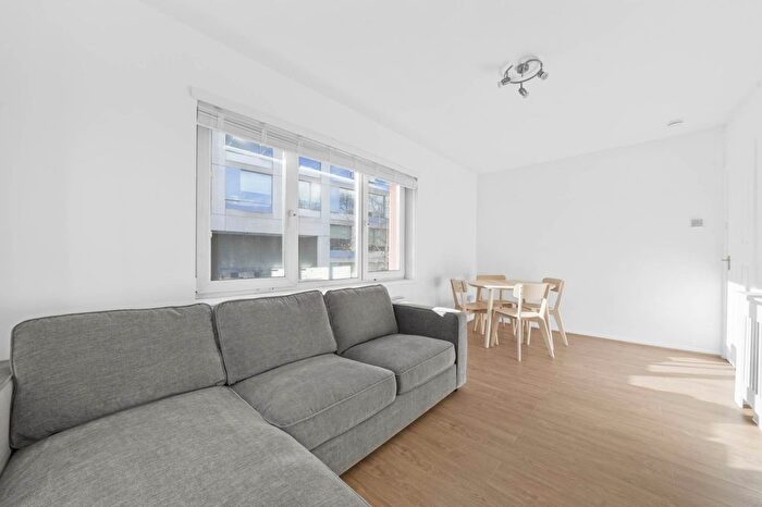 2 Bedroom Flat To Rent In Druid Street, Tower Bridge, SE1