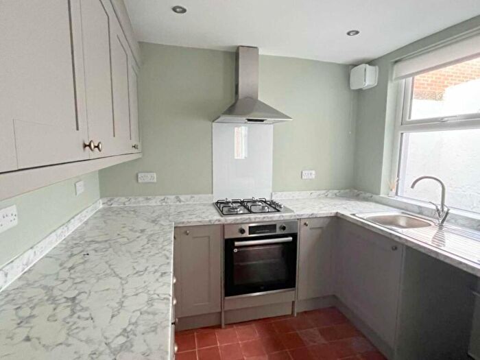 2 Bedroom End Of Terrace House To Rent In White Platts Street, Todmorden, OL14