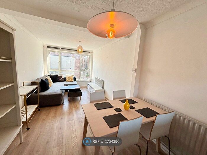 4 Bedroom Flat To Rent In Portia Way, London, E3