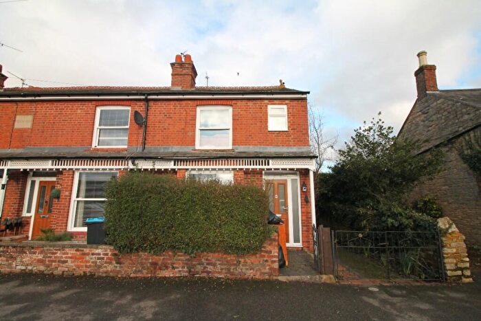 3 Bedroom End Of Terrace House To Rent In Gold Street, Hanslope, MK19