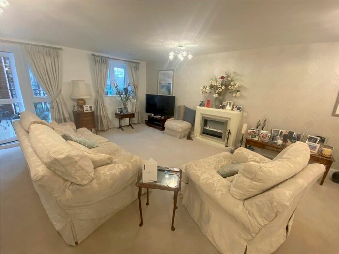 1 Bedroom Property To Rent In Reading Road, Henley-On-Thames, RG9