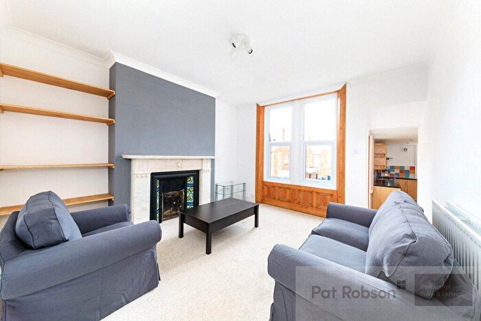 2 Bedroom Apartment To Rent In St Georges Terrace, Jesmond, Newcastle Upon Tyne, NE2