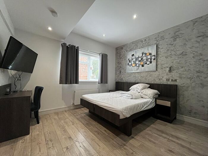 Studio To Rent In Broadway, Suite, Peterborough, PE1