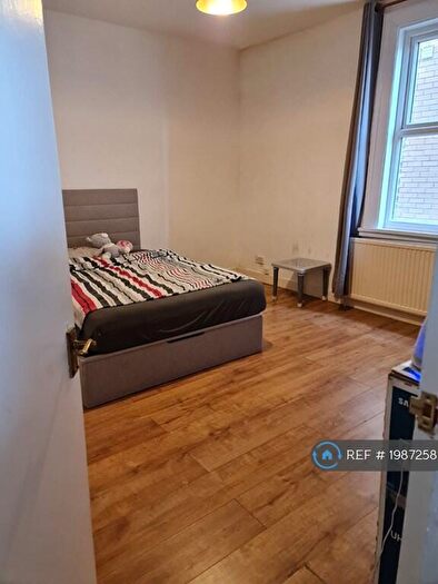 1 Bedroom Flat To Rent In Avondale Road, South Croydon, CR2