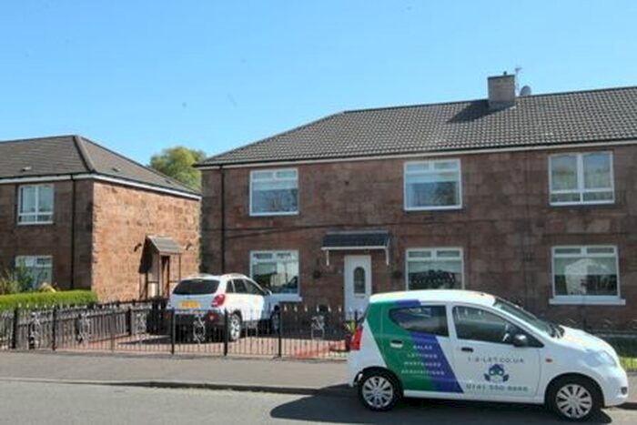 2 Bedroom Flat To Rent In Lochend Road, Gartcosh, Glasgow, G69