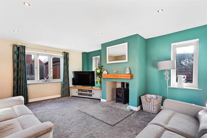 5 Bedroom Detached House For Sale In Quarry Lane, Snarestone, DE12