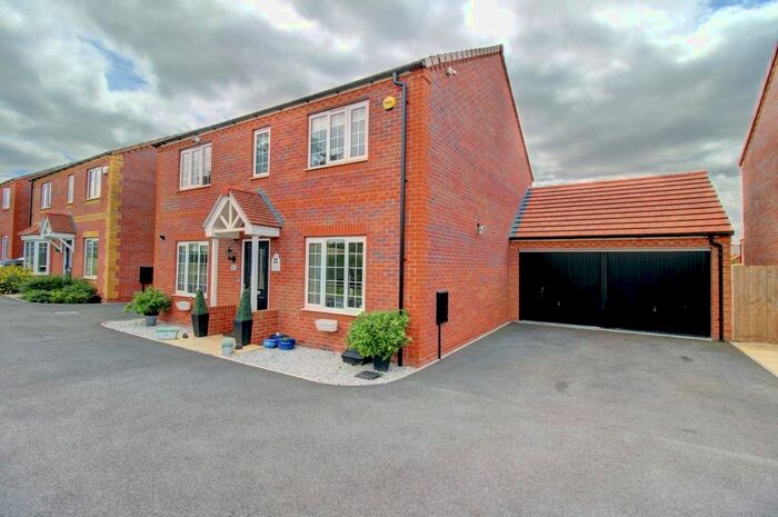 4 Bedroom Detached House To Rent In Hoo Walk, Polesworth, Tamworth, Warwickshire, B78