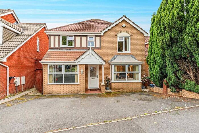 4 Bedroom Detached House For Sale In Cranbourne Way, Pontprennau, Cardiff, CF23