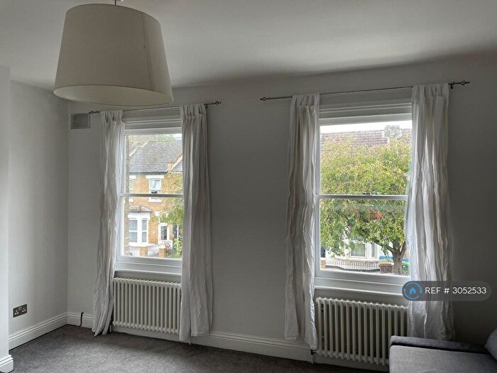 1 Bedroom Flat To Rent In Astbury Road, London, SE15