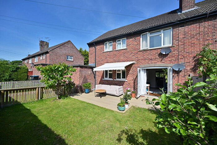 2 Bedroom Flat For Sale In Bridge View Road, Ripon, HG4