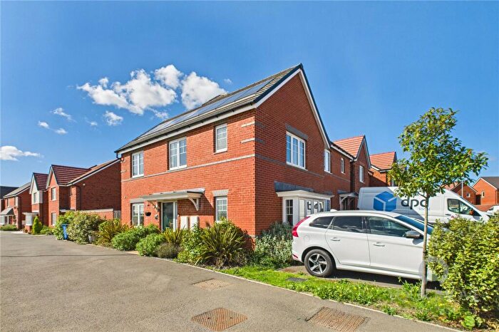 3 Bedroom Semi-Detached House To Rent In Hanwood Park Avenue, Barton Seagrave, Kettering, Northamptonshire, NN15