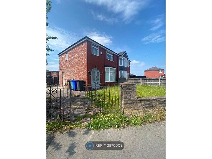 3 Bedroom Semi-Detached House To Rent In Ruskin Road, Manchester, M43