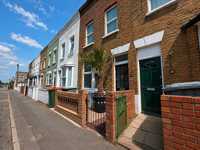 2 Bedroom Property To Rent In Field Road, London, E7