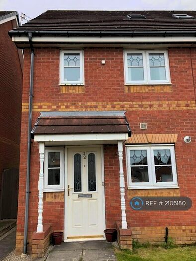 3 Bedroom Semi-Detached House To Rent In Kingfisher Way, Fleetwood, FY7
