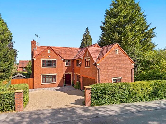 4 Bedroom Detached House For Sale In Halam Road, Southwell, NG25