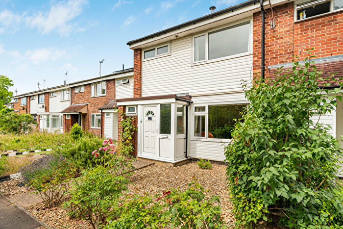 3 Bedroom Terraced House For Sale In Overmead, Abingdon, OX14