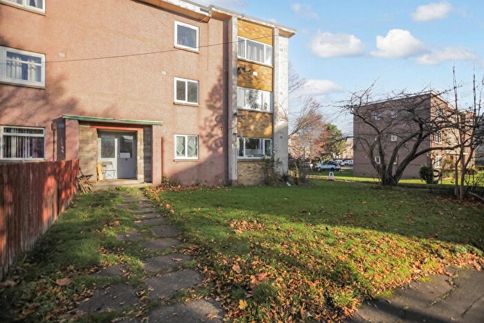 2 Bedroom Flat For Sale In D Forrester Park Grove, Edinburgh, EH12