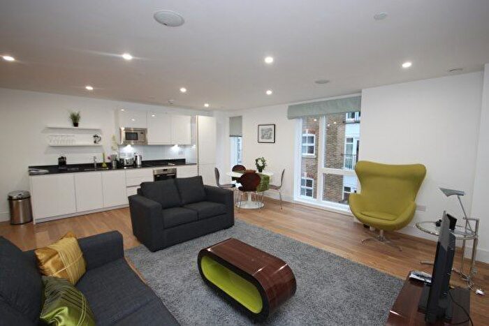 2 Bedroom Flat To Rent In Lamb Walk, London, SE1