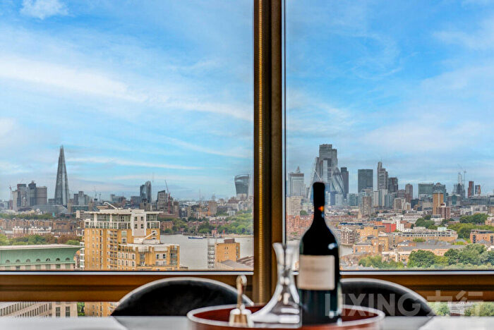2 Bedroom Apartment To Rent In Hertsmere Road, Canary Wharf, E14