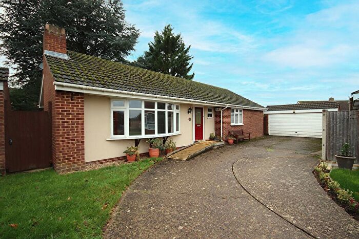 3 Bedroom Detached Bungalow For Sale In Close To Amenities, Maidenhead, SL6