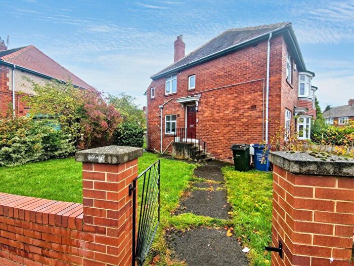 2 Bedroom Flat To Rent In Linthorpe Road, Gosforth, Newcastle Upon Tyne, Tyne And Wear, NE3