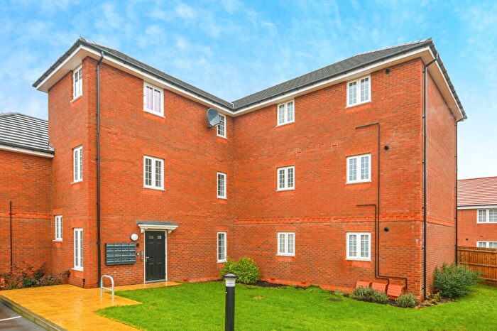 2 Bedroom Flat For Sale In Cresswell Edge, Houghton Regis, Dunstable, Bedfordshire, LU5