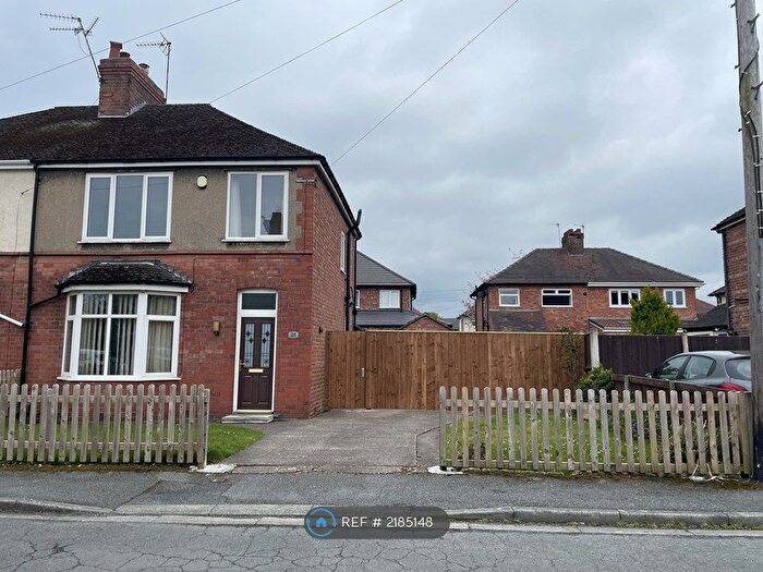 3 Bedroom Semi-Detached House To Rent In Fairfield Avenue, Whitby, Ellesmere Port, CH65