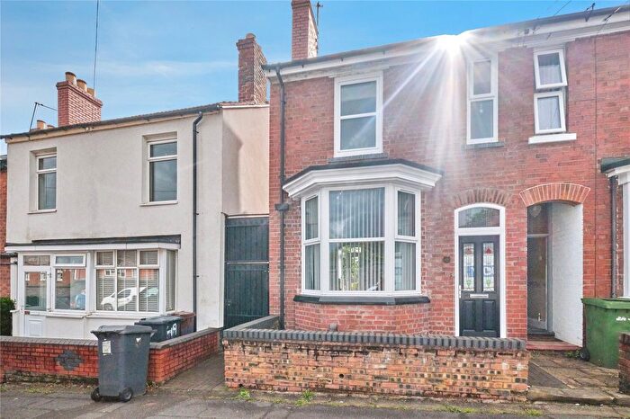 3 Bedroom End Terrace House For Sale In Goldthorn Road, Wolverhampton, West Midlands, WV2