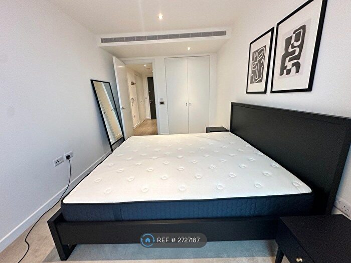 1 Bedroom Flat To Rent In Wandsworth Road, London, SW8