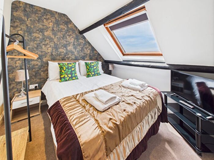 2 Bedroom Cottage For Sale In Abbey View, Stainsacre, YO22