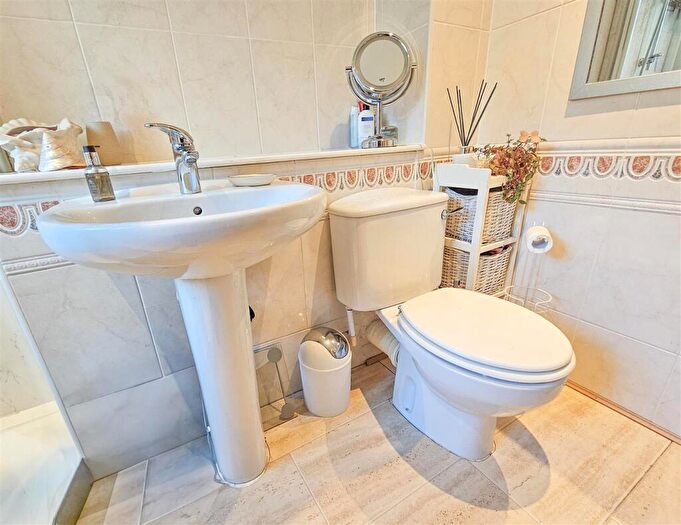 1 Bedroom Flat For Sale In Long Beach View, Eastbourne, BN23